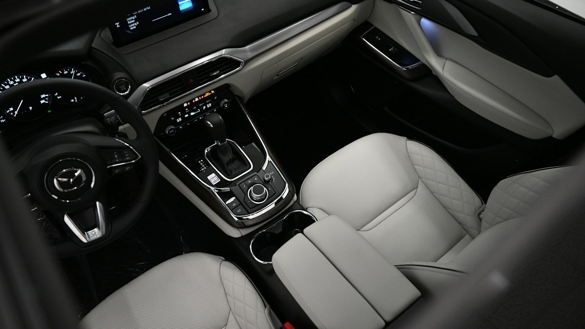 Detailed visual breakdown of Interior Packaging and Passenger Comfort - Kia Carnival Hybrid Reinvents The Modern Family Minivan